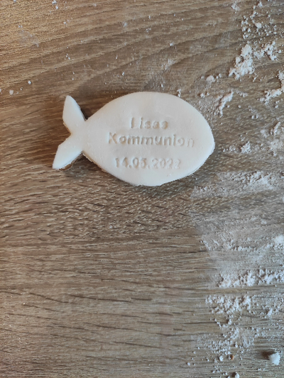 Keksausstecher "Fisch" Kommunion/Taufe, individueller Keksstempel, z.B. mit Namen und Datum