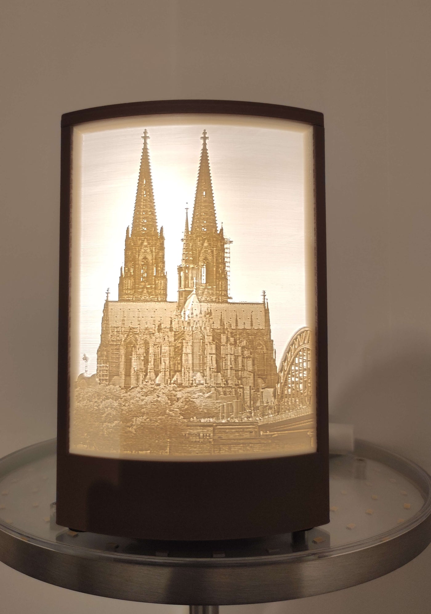 Lithophane "Kölner Dom" , LED beleuchtet mit Gehäuse in verschiedenen Farben als Kit, batteriebetrieben